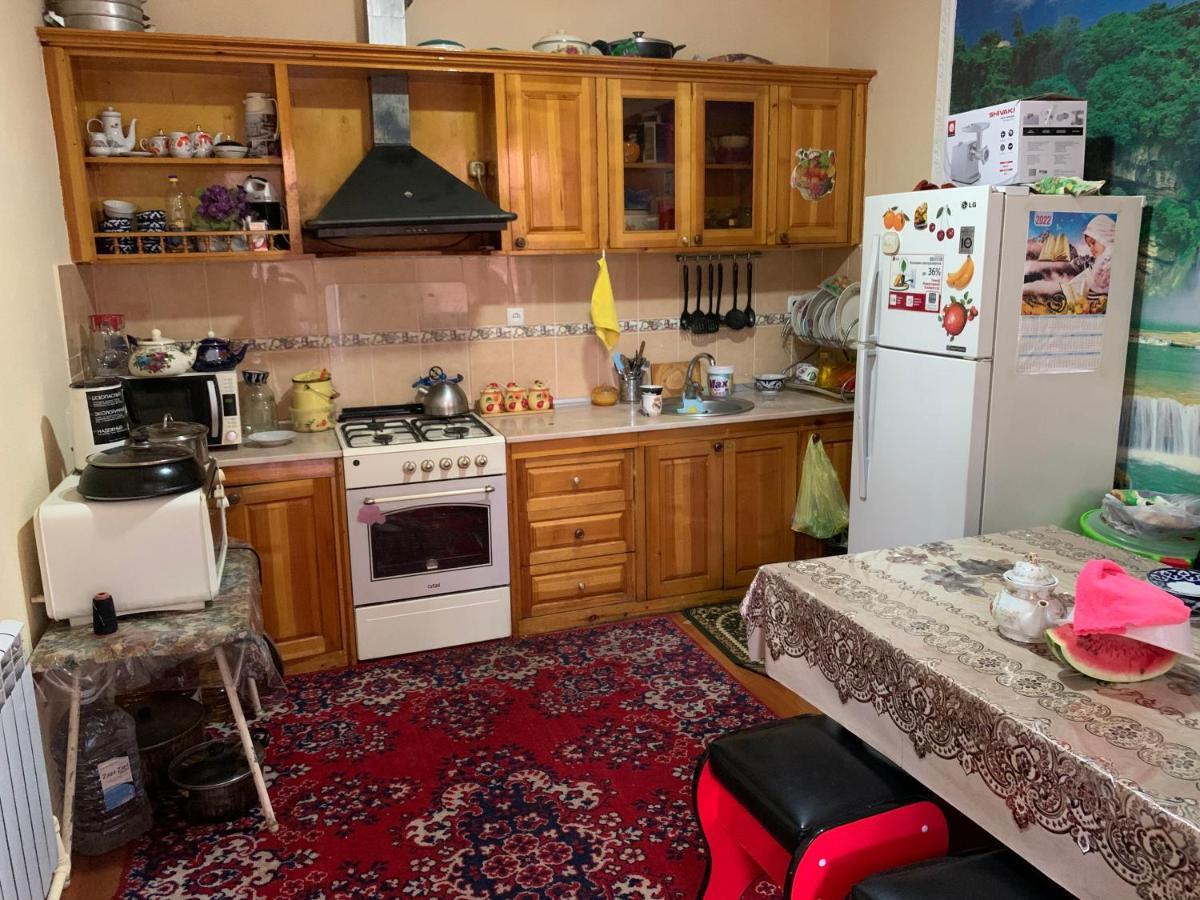 Muharram Homestay In The Neighborhood Of The Registan Square, 家族 ゲストハウス 撒马尔罕 外观 照片