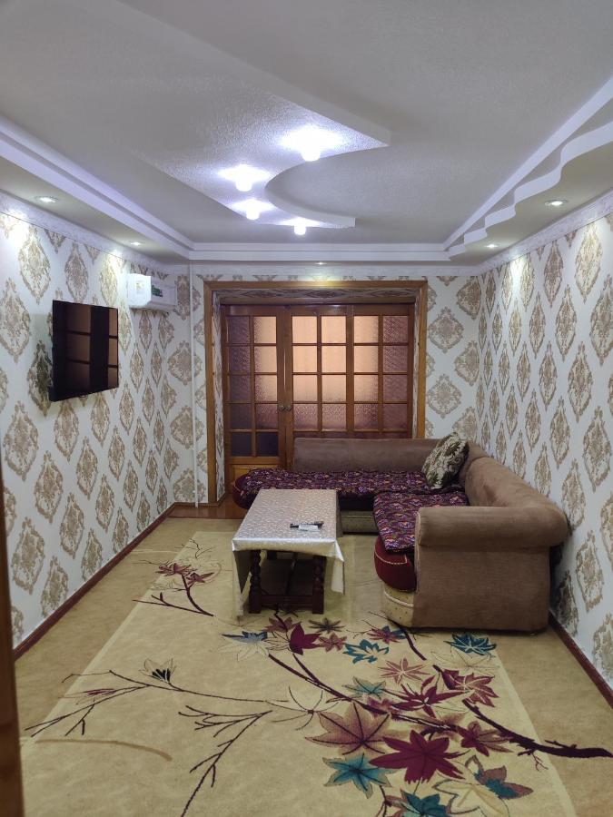 Muharram Homestay In The Neighborhood Of The Registan Square, 家族 ゲストハウス 撒马尔罕 外观 照片
