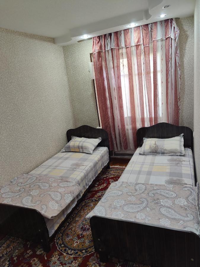 Muharram Homestay In The Neighborhood Of The Registan Square, 家族 ゲストハウス 撒马尔罕 外观 照片