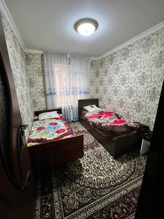 Muharram Homestay In The Neighborhood Of The Registan Square, 家族 ゲストハウス 撒马尔罕 外观 照片